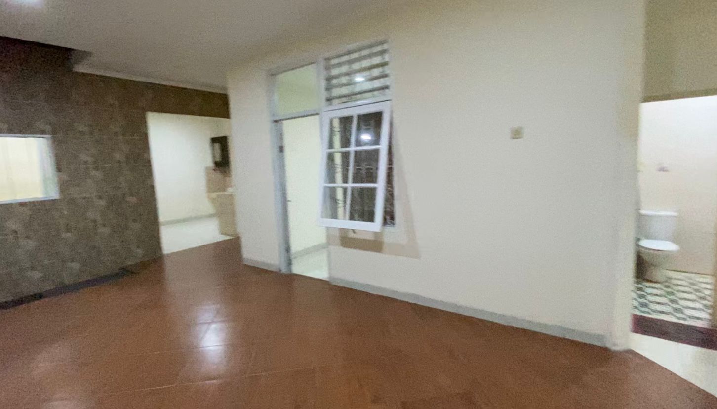 Rumah Dijual Siap Huni Baru Renov di Meadow Green Lippo Cikarang